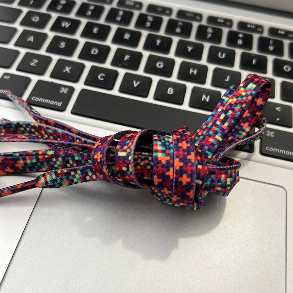 NOBULL PROJECT Pixel Laces